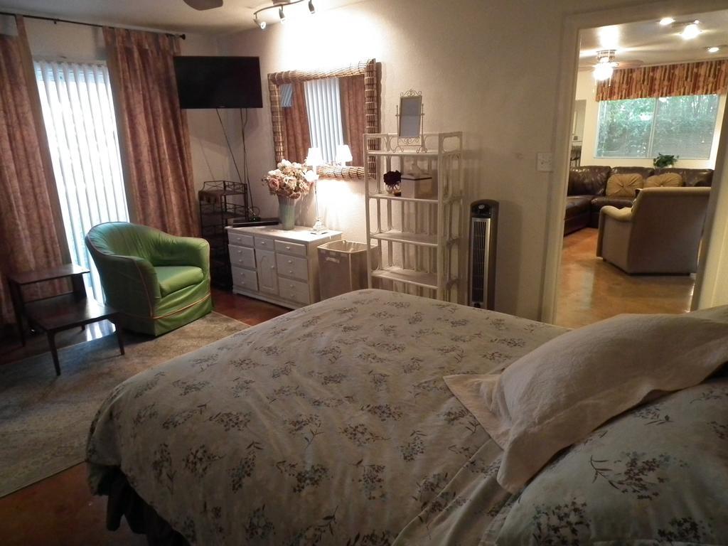 Raz Inn Central Феникс Экстерьер фото